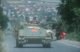 マケドニア軍の装甲車